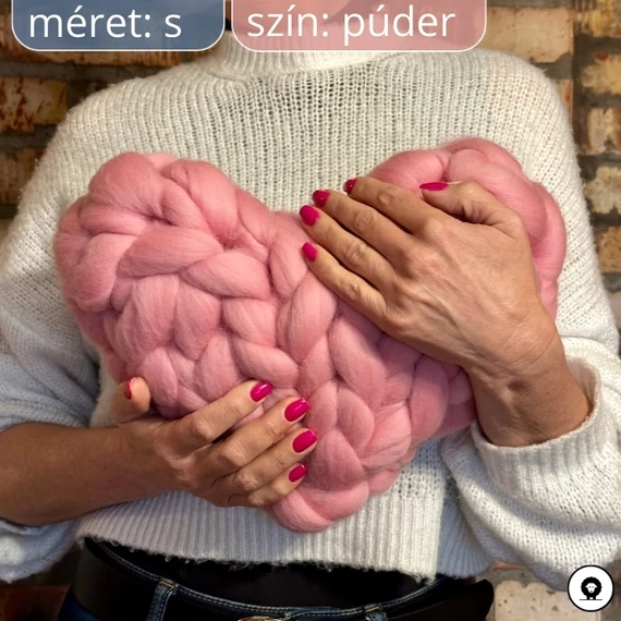 luxurywool szív alakú díszpárna